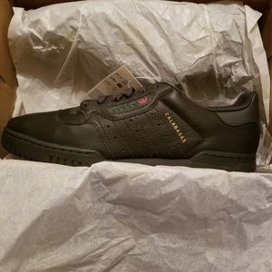 Yeezy powerphase calabasas